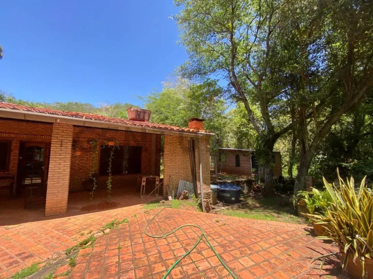 Casa de 5 dormitorios en Venta en Estanzuela, Areguá - Image 12