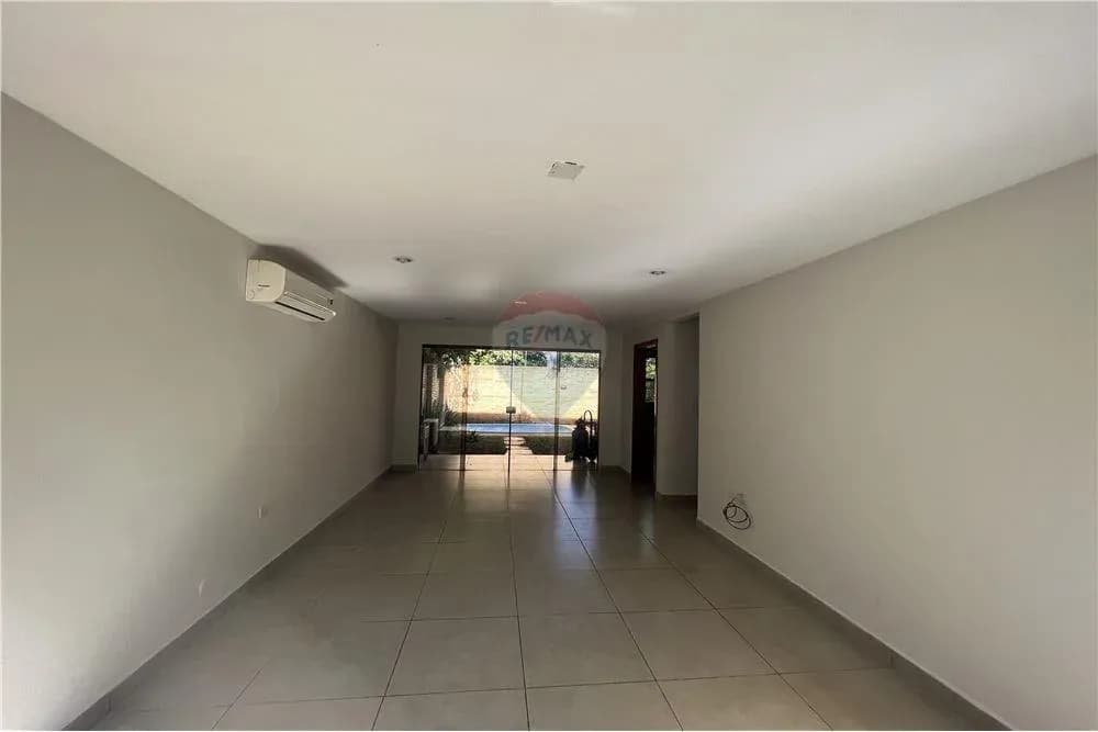 Casa de 3 quartos à venda em Cuarto Barrio, Luque - Image 10