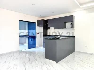 Casa de 3 dormitorios en Venta en Limpio - Image 2