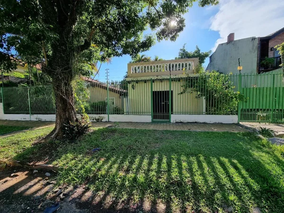 150m² Land for Sale in Santo Domingo, Asunción