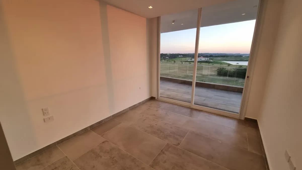 Departamento de 3 dormitorios en Venta en Arza, Mariano Roque Alonso - Image 16