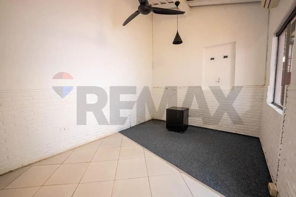 Office of 300m² for Rent in Las Mercedes, Asunción - Image 18