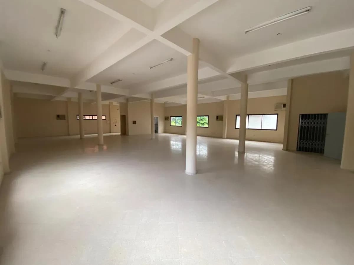 Loja de 4,190m² à Venda em Virgen del Huerto, Asunción - Image 10