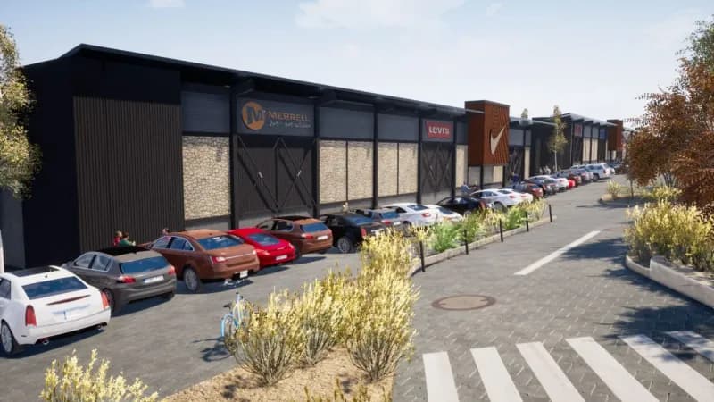 San Felipe Stripcenter