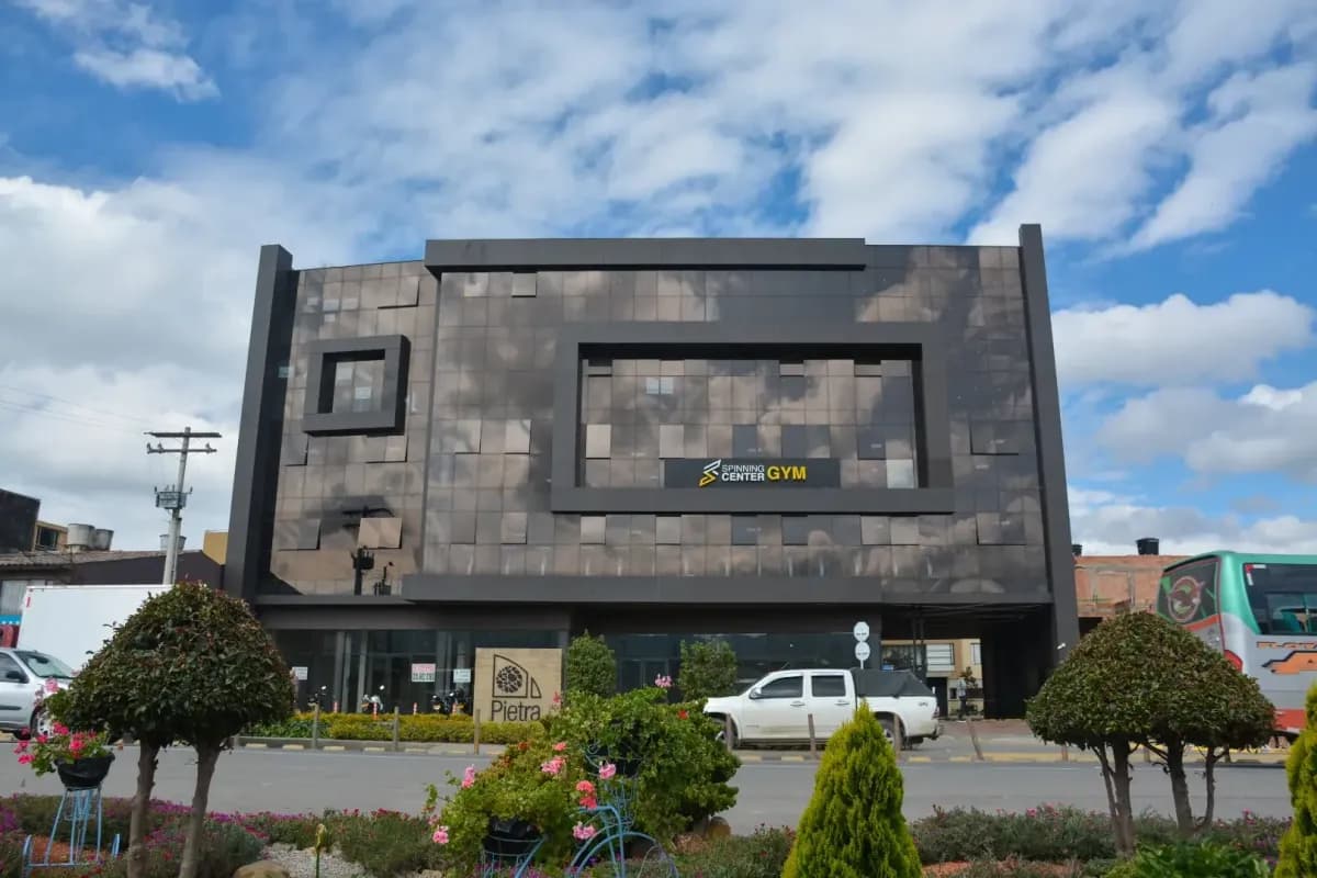 Edificio Pietra